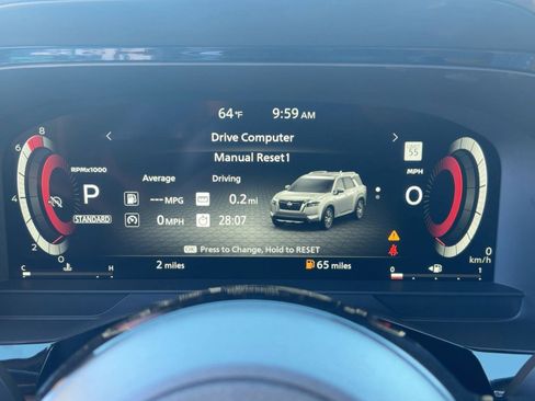 New 2025 Nissan Pathfinder Platinum w/ Black Appearance Package image 22