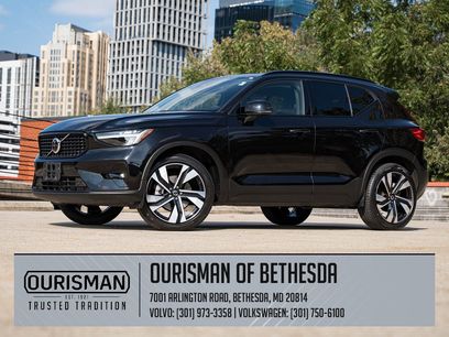 Certified 2024 Volvo XC40 B5 Plus w/ Protection Package Premier