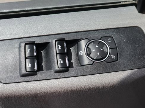 Used 2022 Ford F350 XL w/ Power Equipment Group image 17