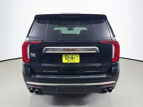 Used 2022 GMC Yukon Denali AWD/4WD image 7