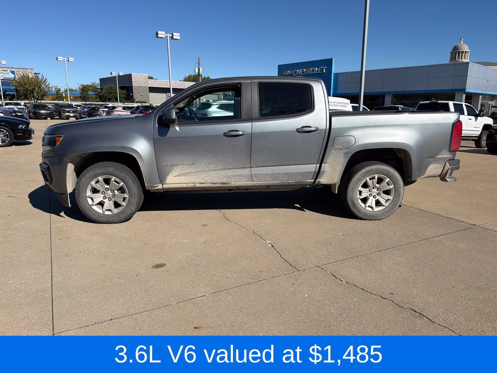 Used 2022 Chevrolet Colorado LT w/ LT Convenience Package RWD image 3