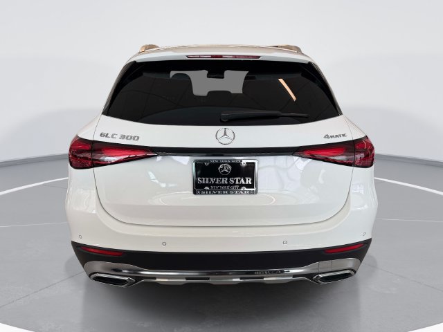 Certified 2025 Mercedes-Benz GLC 300 4MATIC image 5