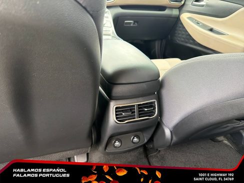 Used 2023 Hyundai Santa Fe SEL FWD image 31