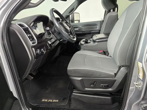 Used 2023 RAM 3500 Big Horn w/ Level 1 Equipment Group image 18