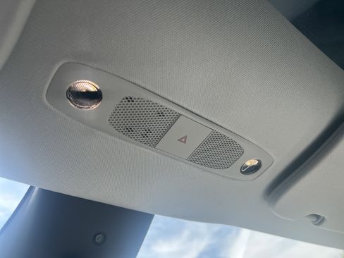 Used 2024 Tesla Model Y Long Range image 15