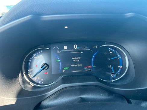 Used 2022 Toyota RAV4 XSE AWD/4WD image 15
