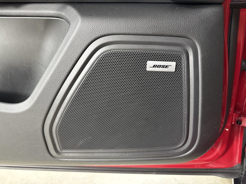 Certified 2024 Porsche Macan GTS AWD/4WD image 34