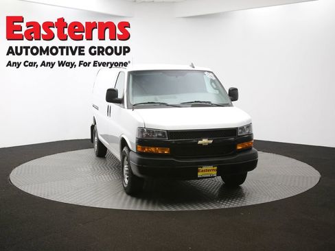 Used 2021 Chevrolet Express 2500 w/ Driver Convenience Package RWD image 48