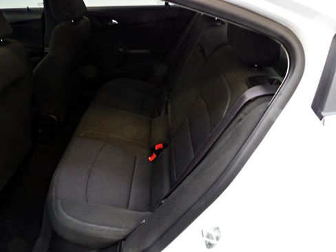 Used 2017 Chevrolet Cruze LT w/ Convenience Package image 10