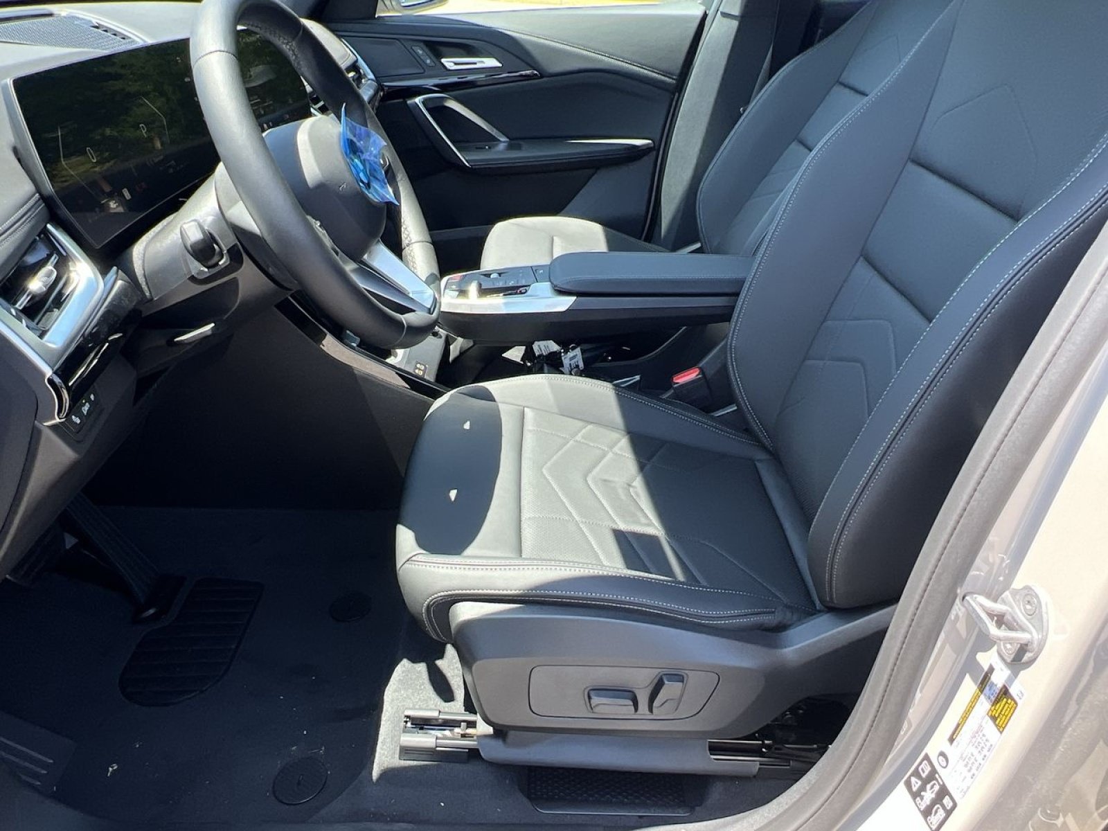 New 2026 BMW X1 xDrive28i w/ Convenience Package AWD/4WD image 10