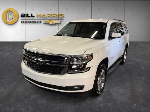 Used 2017 Chevrolet Tahoe LT w/ Luxury Package AWD/4WD image 1