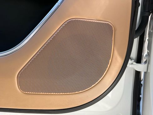 Used 2023 Land Rover Range Rover SE image 22