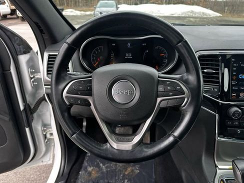 Used 2021 Jeep Grand Cherokee Limited image 12