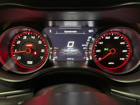 Used 2023 Dodge Charger SXT RWD image 9