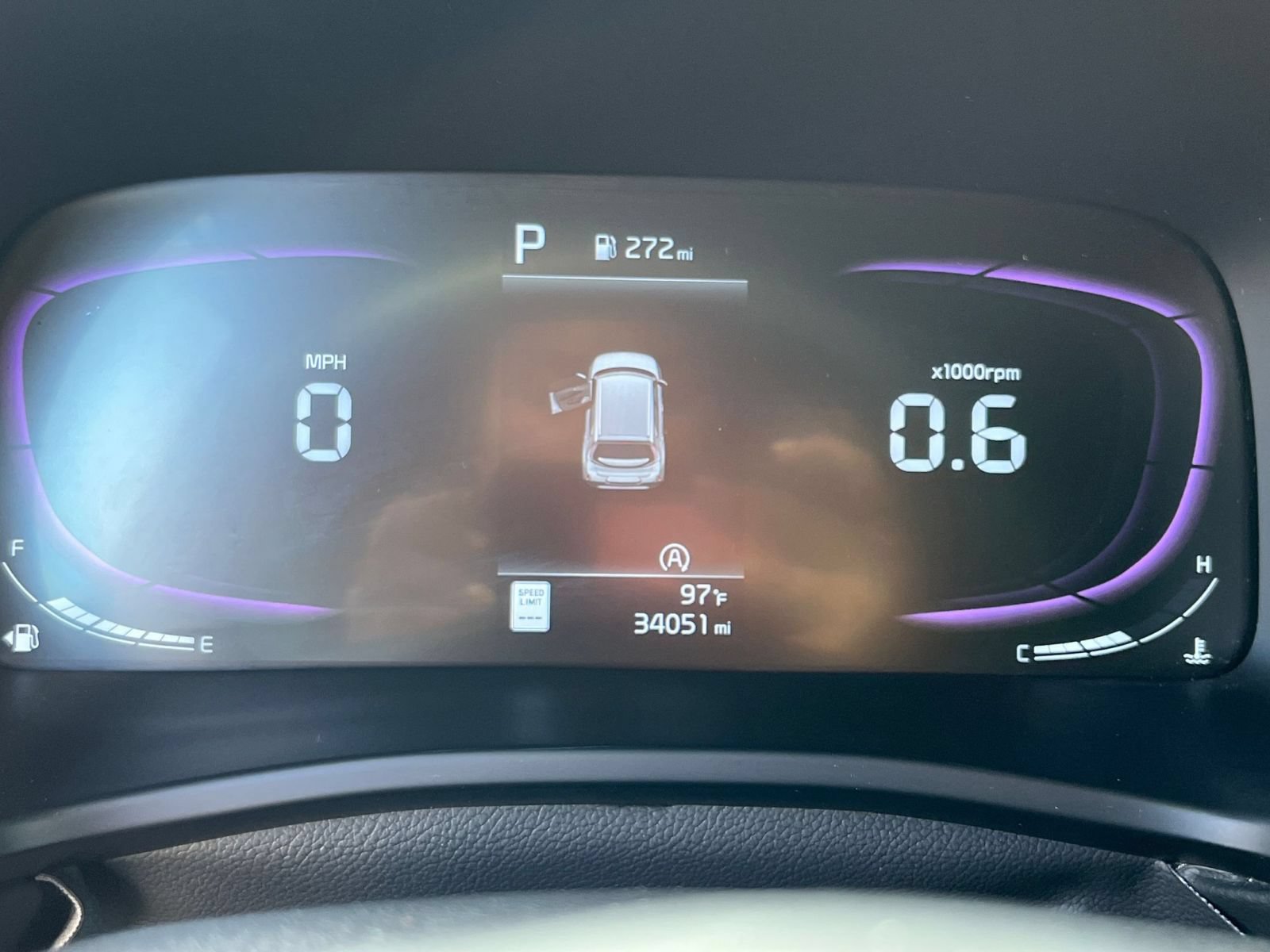 Used 2025 Kia Soul LX w/ LX Technology Package FWD image 37