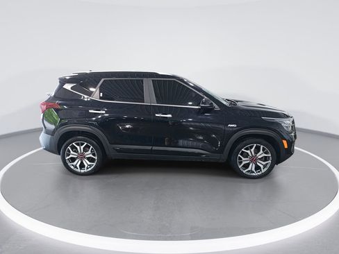 Used 2022 Kia Seltos SX AWD/4WD image 9