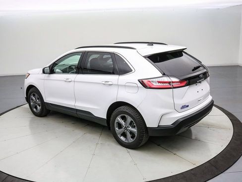 Certified 2022 Ford Edge SEL w/ Sport Appearance Package image 6
