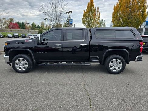 Certified 2020 Chevrolet Silverado 3500 LTZ w/ LTZ Premium Package image 3