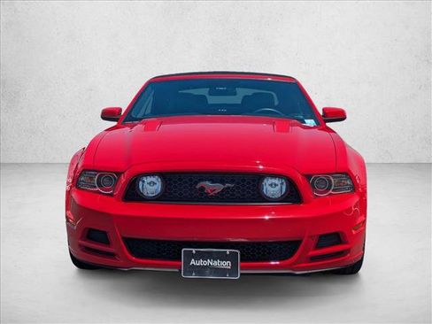 Used 2013 Ford Mustang GT Premium w/ Electronics Pkg RWD image 2