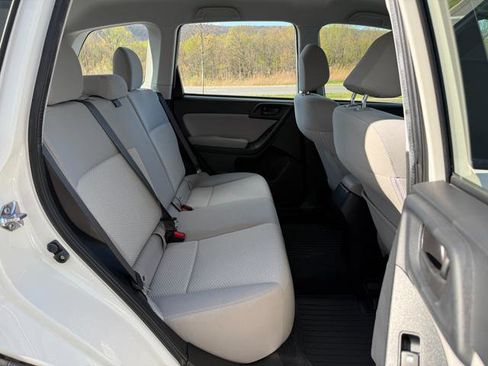 Used 2016 Subaru Forester 2.5i w/ Alloy Wheel Package image 19
