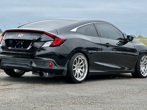 Used 2016 Honda Civic LX-P image 5
