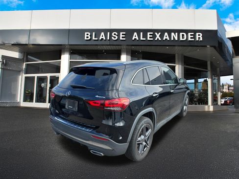 Used 2023 Mercedes-Benz GLA 250 4MATIC image 3