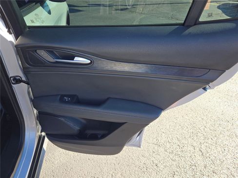 Used 2024 Alfa Romeo Stelvio Sprint image 9