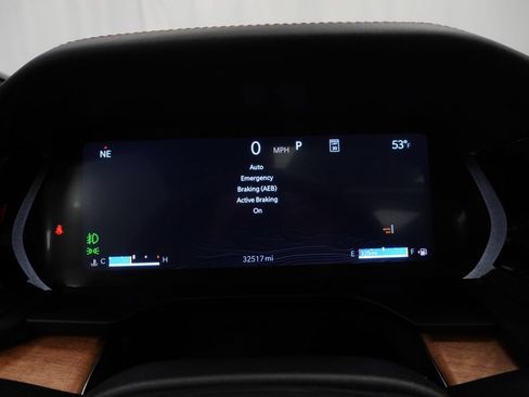 Used 2024 Jeep Grand Cherokee L Summit AWD/4WD image 5
