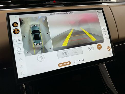 Used 2025 Land Rover Range Rover Sport Dynamic SE image 23