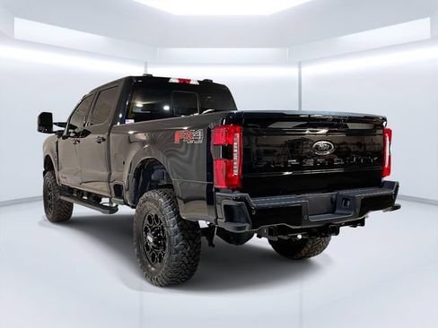 Used 2024 Ford F350 Lariat w/ Lariat Ultimate Package AWD/4WD image 3
