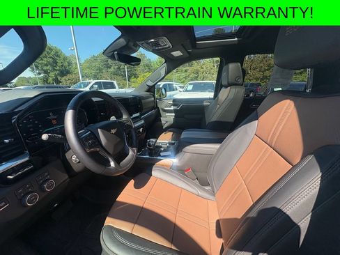 Used 2026 Chevrolet Silverado 1500 High Country AWD/4WD image 11