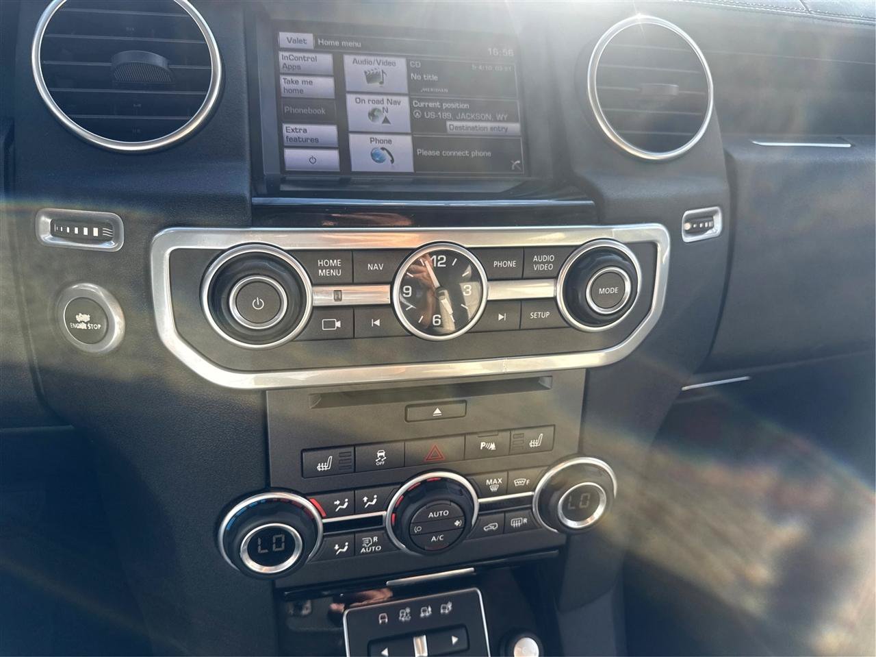 Used 2015 Land Rover LR4 HSE LUX AWD/4WD image 27