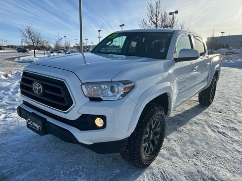 Used 2023 Toyota Tacoma SR5 image 3