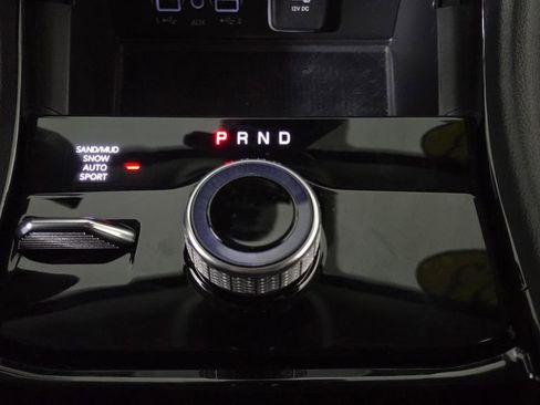 Used 2023 Jeep Grand Cherokee L Limited w/ Luxury Tech Group II AWD/4WD image 29