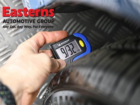 Used 2024 Toyota Camry SE image 28