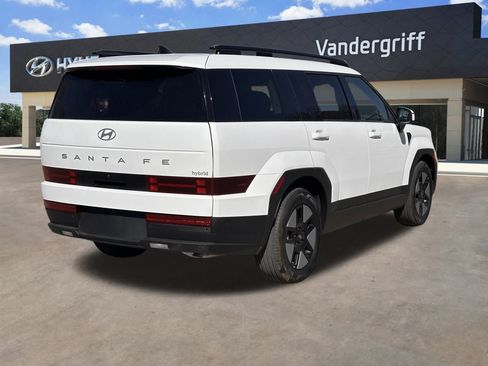 Certified 2025 Hyundai Santa Fe SEL image 10