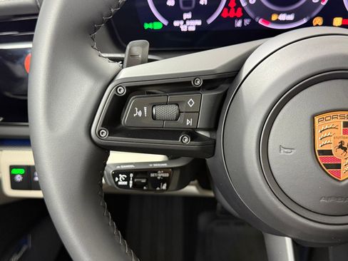 New 2026 Porsche Panamera 4 image 19