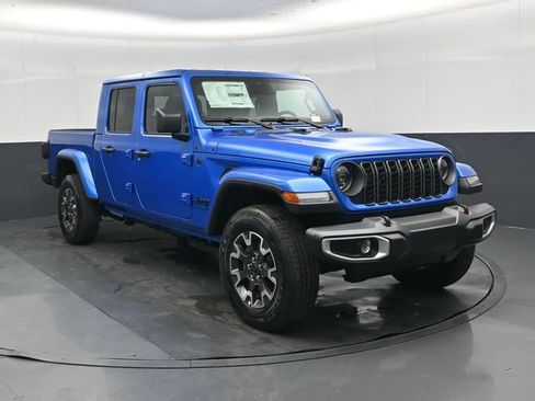 New 2026 Jeep Gladiator Sport AWD/4WD image 1