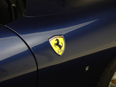 Certified 2025 Ferrari Roma Spider image 30