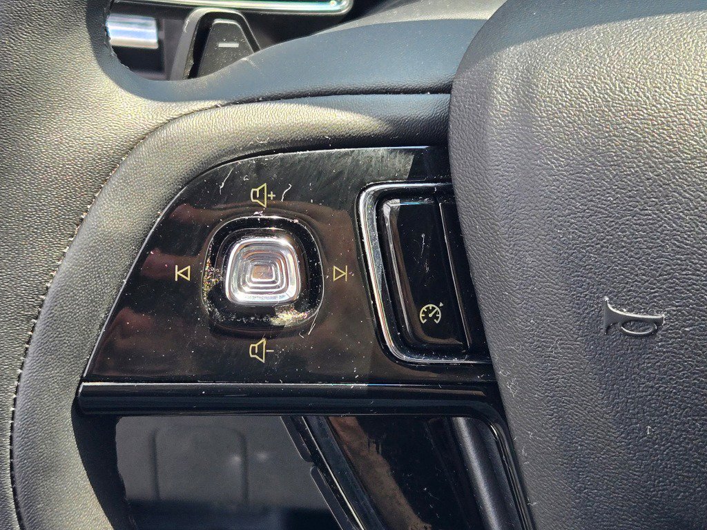 Used 2022 Lincoln Corsair AWD w/ Equipment Group 101A image 29