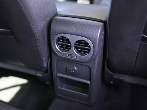 Used 2016 Volkswagen Tiguan R-Line AWD/4WD image 29