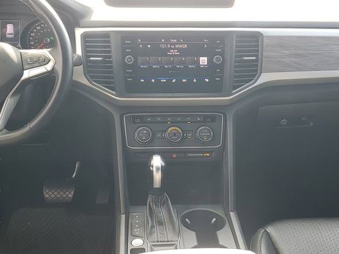 Used 2021 Volkswagen Atlas Cross Sport SE FWD image 15
