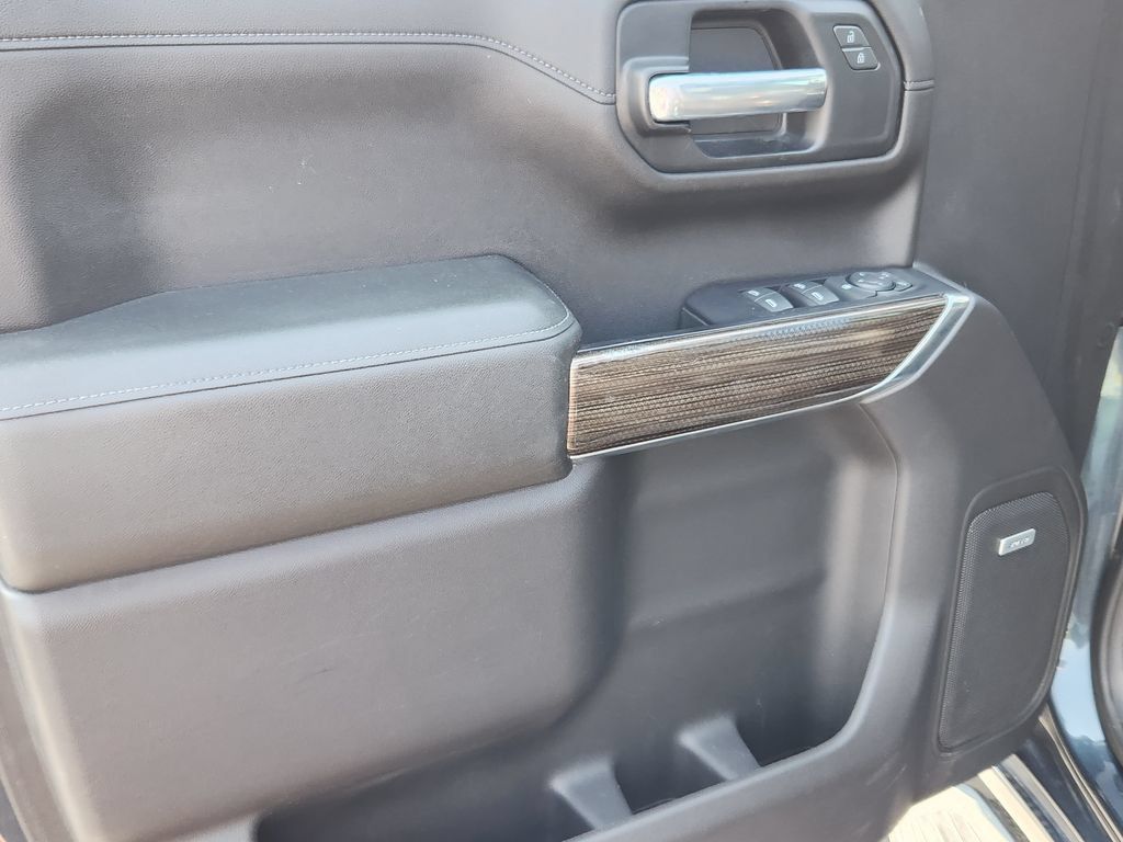 Used 2020 Chevrolet Silverado 1500 LT Trail Boss AWD/4WD image 8