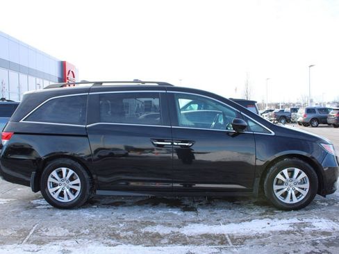 Used 2016 Honda Odyssey SE image 6