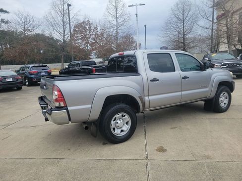 Used 2015 Toyota Tacoma PreRunner image 7