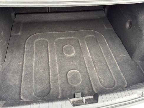 Used 2015 Chevrolet Cruze LT image 16