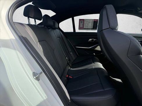 Used 2022 BMW M3 Competition w/ Executive Package image 17