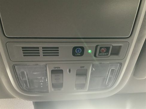 Used 2019 Honda Accord Touring image 23