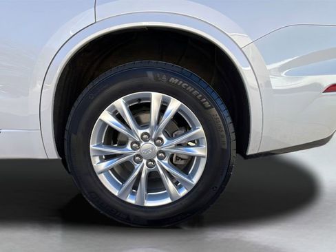 Certified 2024 Cadillac XT6 Luxury AWD/4WD image 16