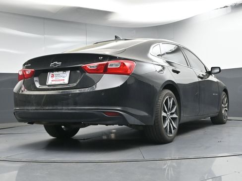 Used 2017 Chevrolet Malibu LT w/ Driver Confidence Package image 26